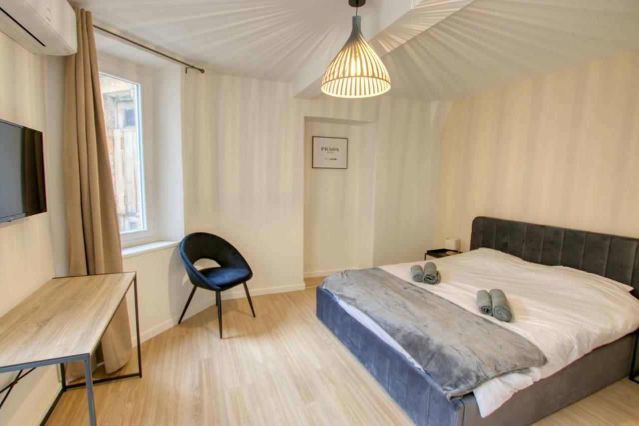 Maison Moderne 3 3 Salles De Bain Wifi - Limestay